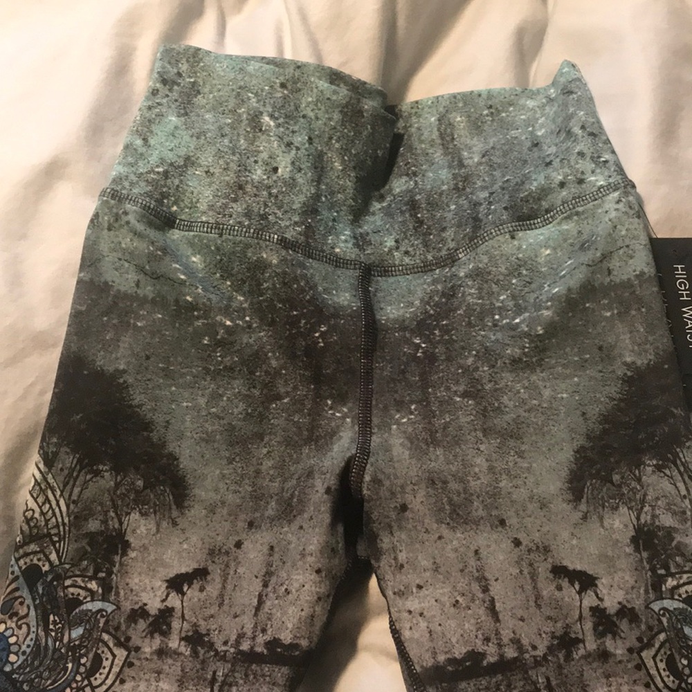 Yoga capris